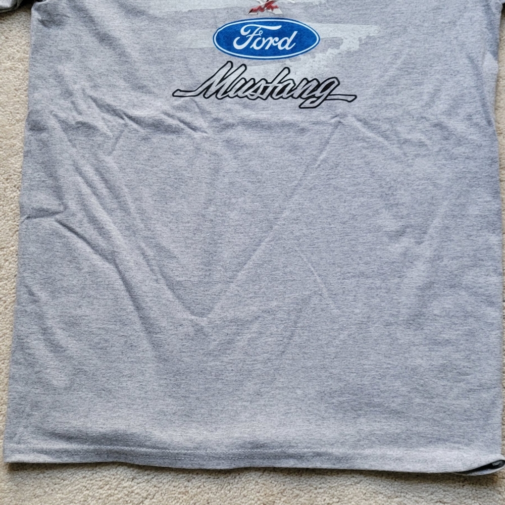 Ford licensed Mustang T-shirt.